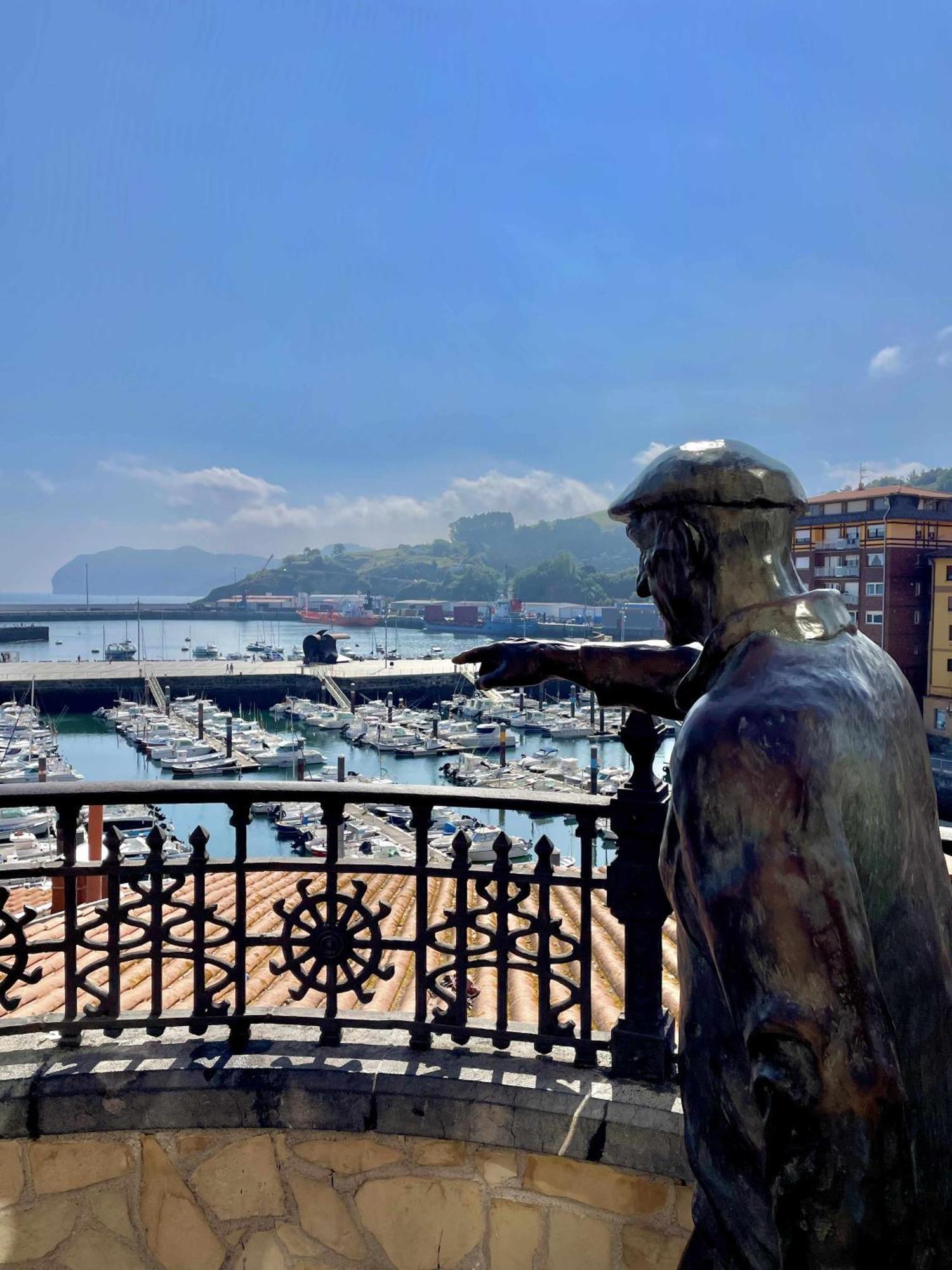 Appartement Goiz Etxea Acogedor Piso En La Parte Antigua à Bermeo Extérieur photo