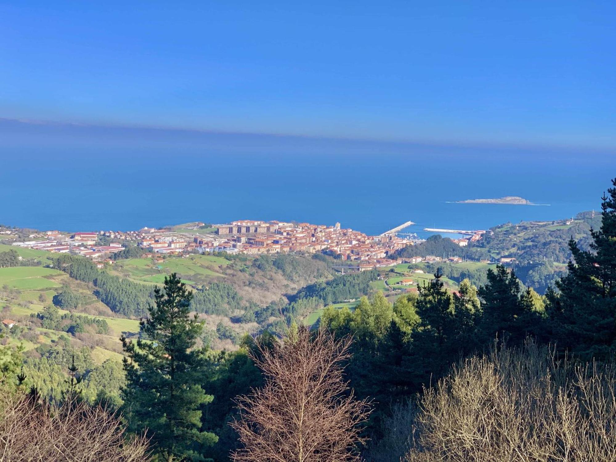 Appartement Goiz Etxea Acogedor Piso En La Parte Antigua à Bermeo Extérieur photo